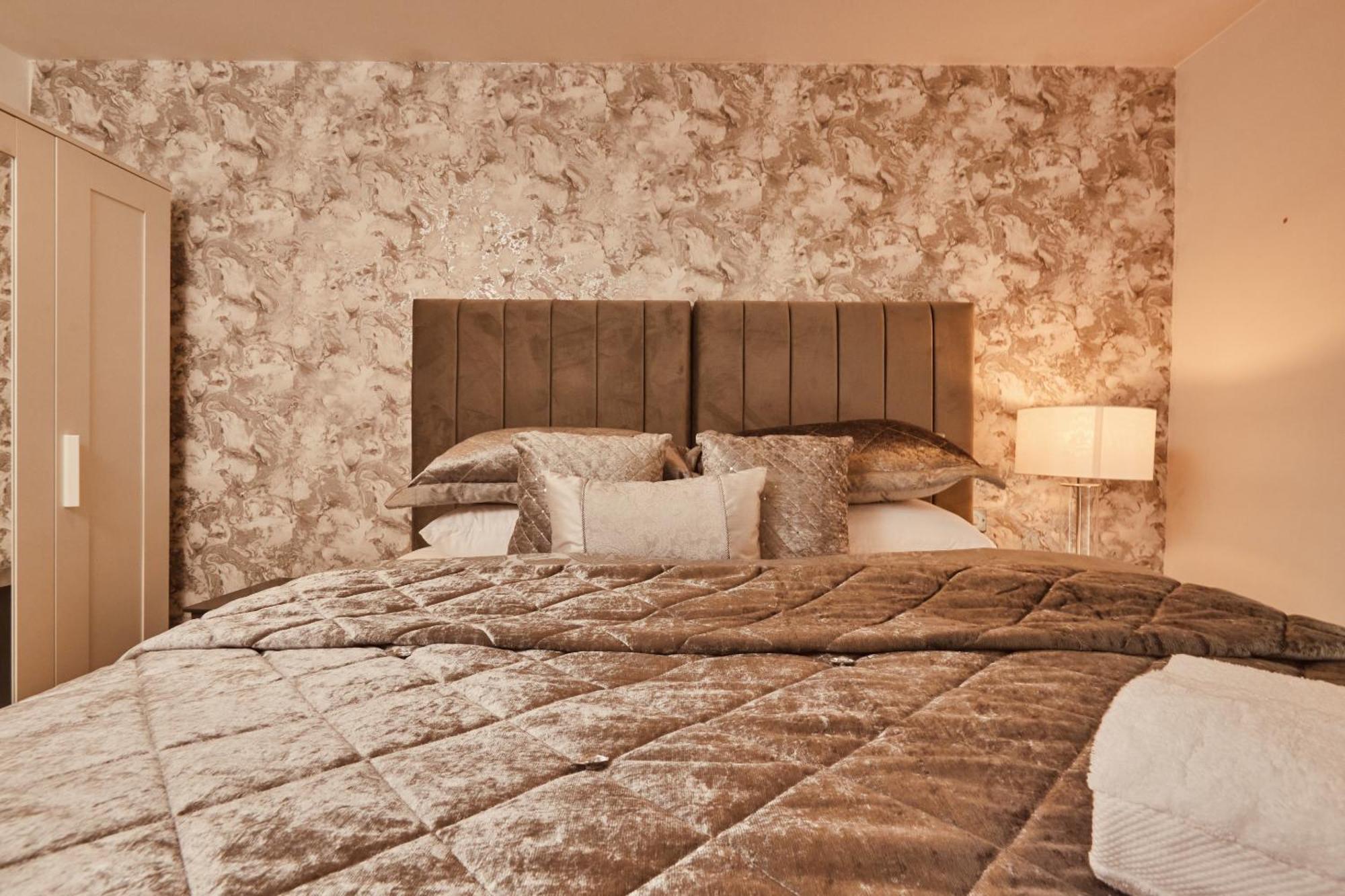 Central Leeds Dock Apt, Free Secure Parking! 2 Bed Bagian luar foto
