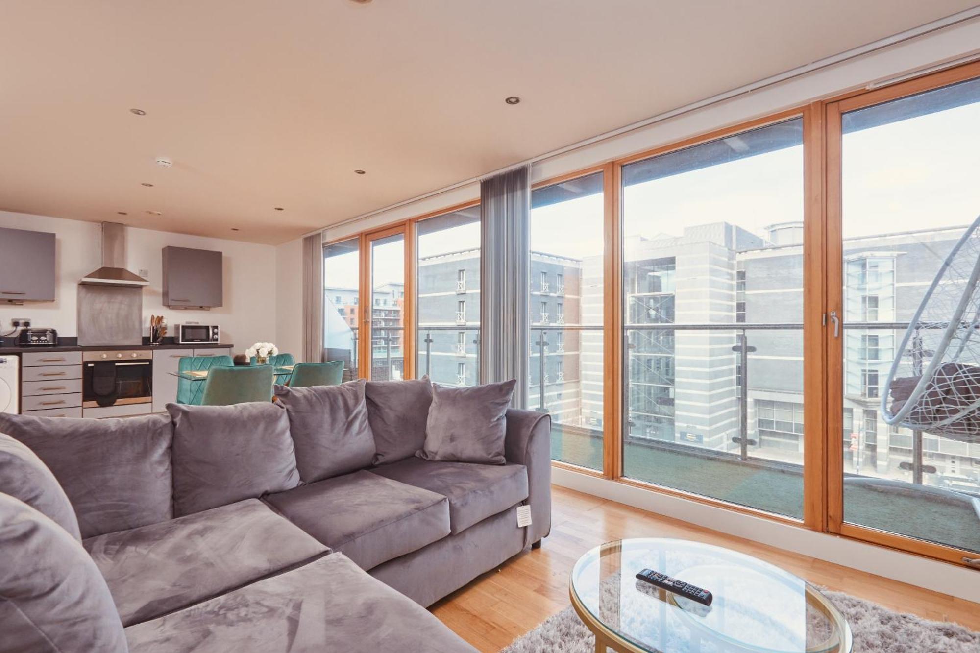 Central Leeds Dock Apt, Free Secure Parking! 2 Bed Bagian luar foto
